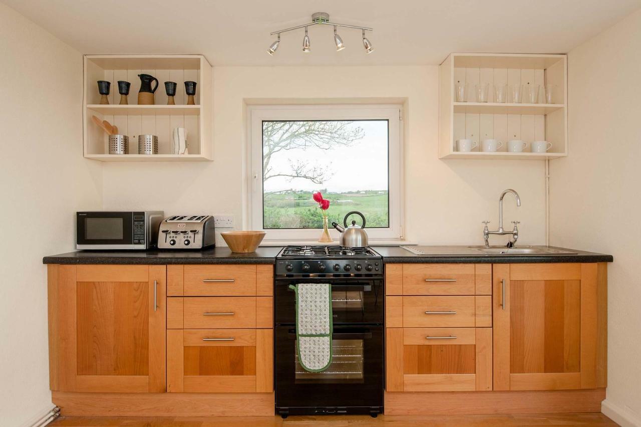 The Wild Atlantic Hideaway Apartment Клонакилти Екстериор снимка