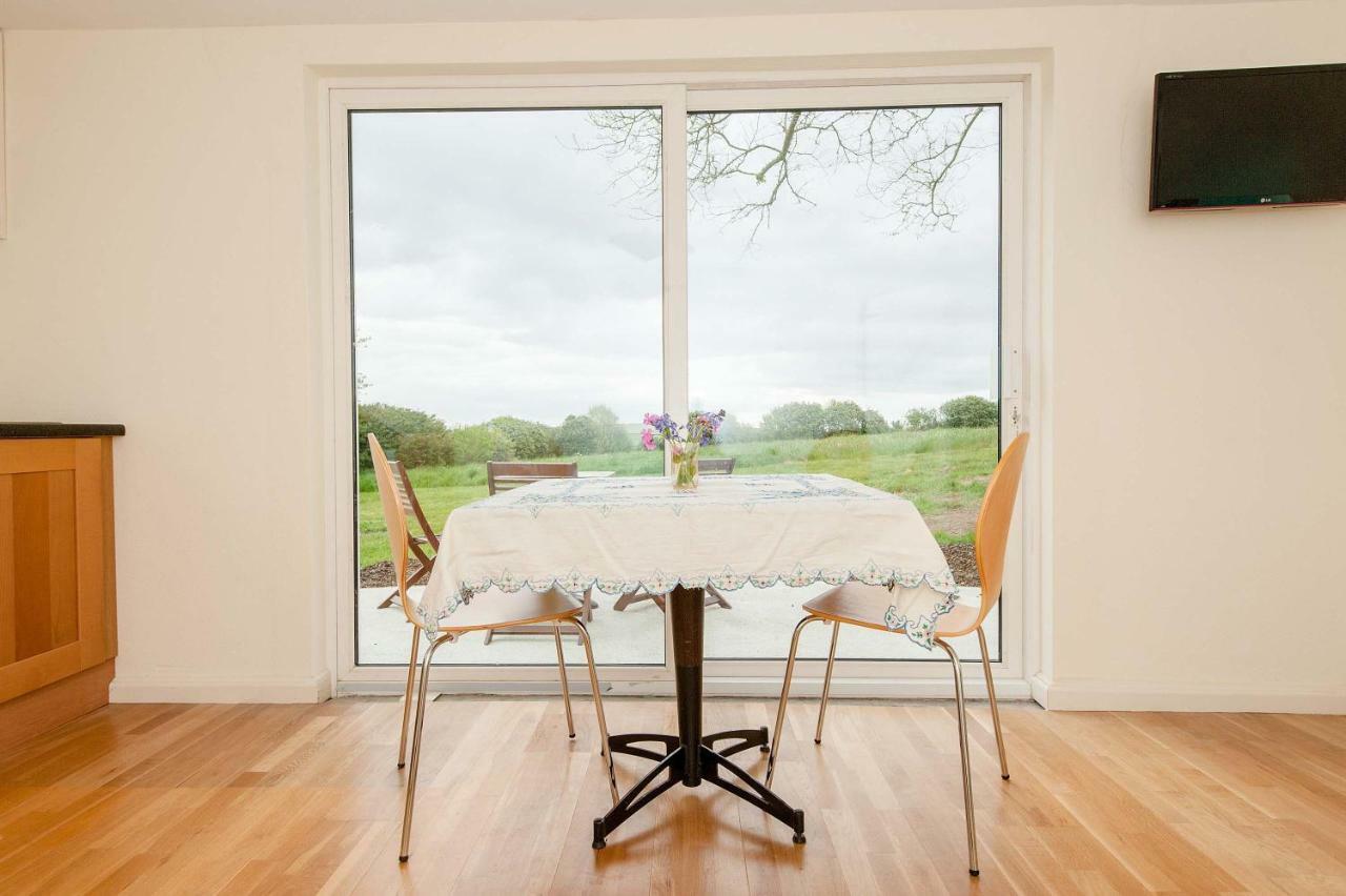 The Wild Atlantic Hideaway Apartment Клонакилти Екстериор снимка