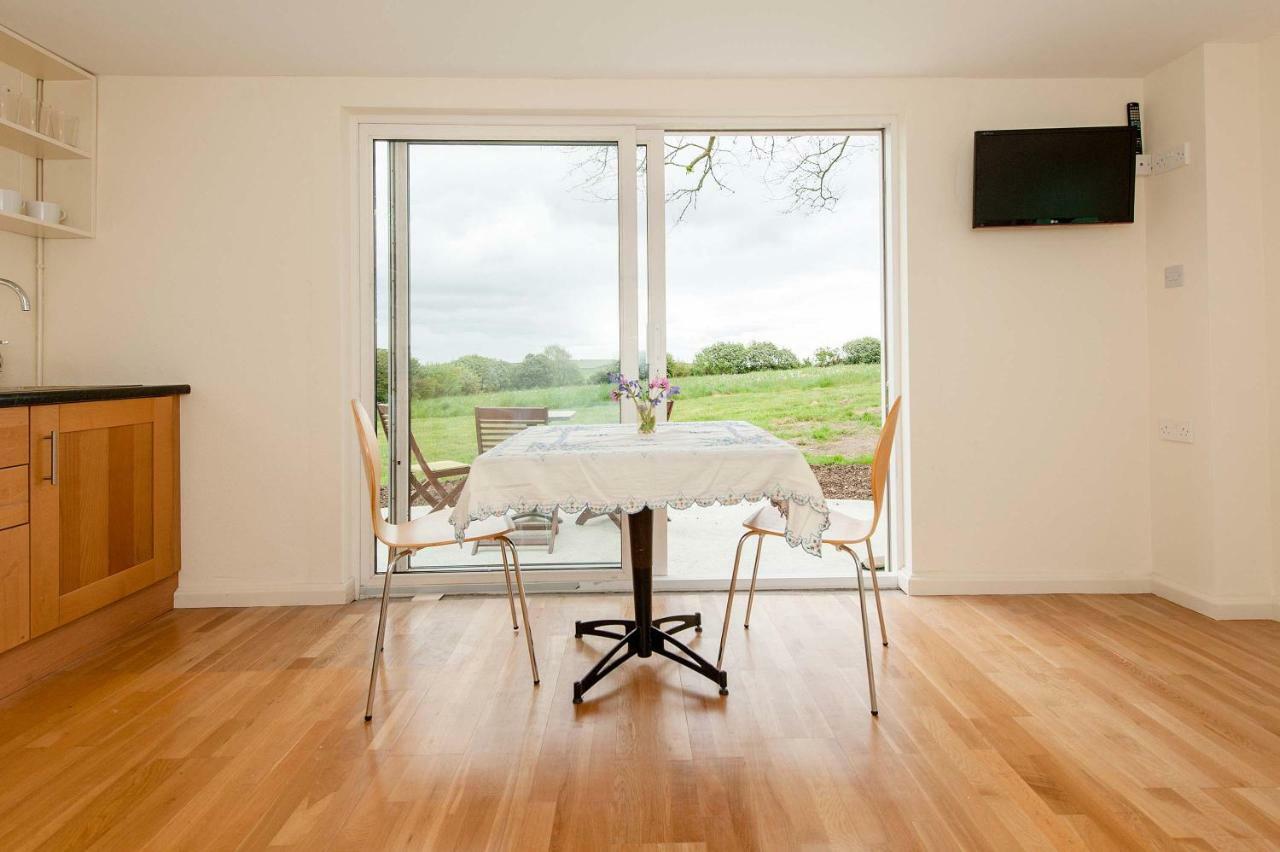 The Wild Atlantic Hideaway Apartment Клонакилти Екстериор снимка