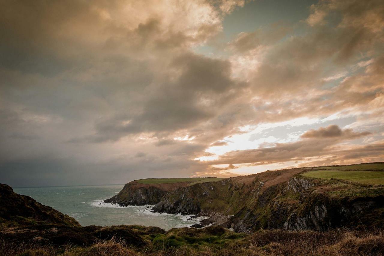 The Wild Atlantic Hideaway Apartment Клонакилти Екстериор снимка