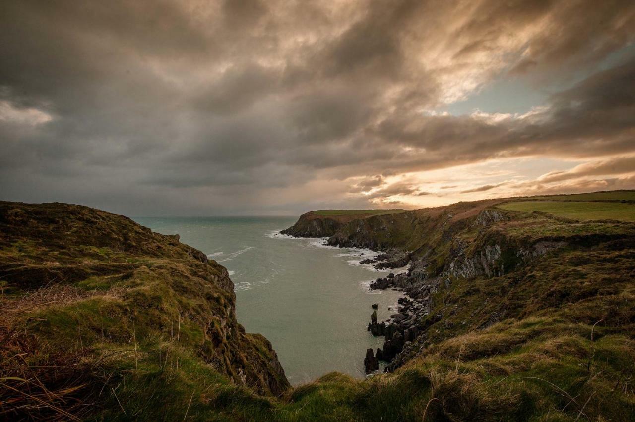 The Wild Atlantic Hideaway Apartment Клонакилти Екстериор снимка